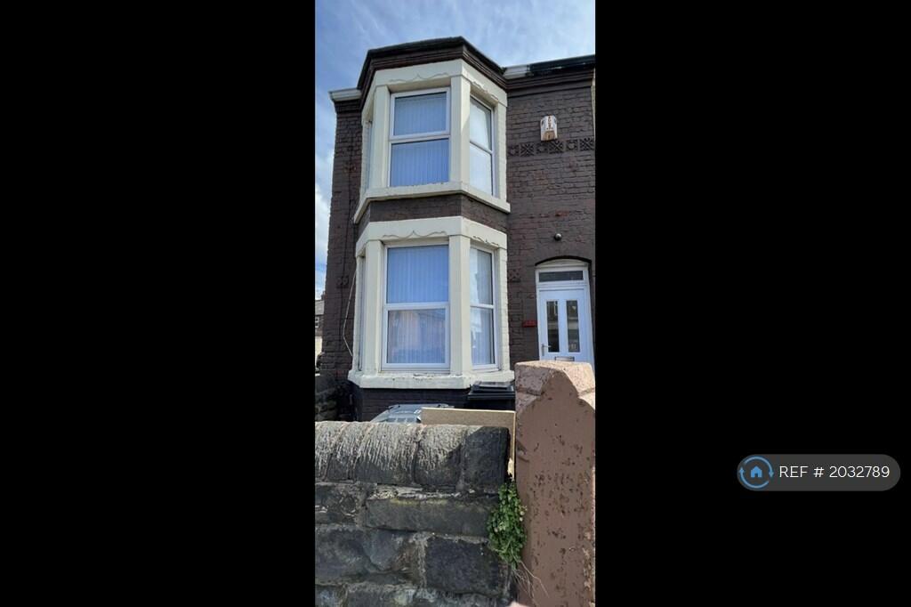 3 bedroom end of terrace house for rent in Hawthorne Road, Bootle, L20
