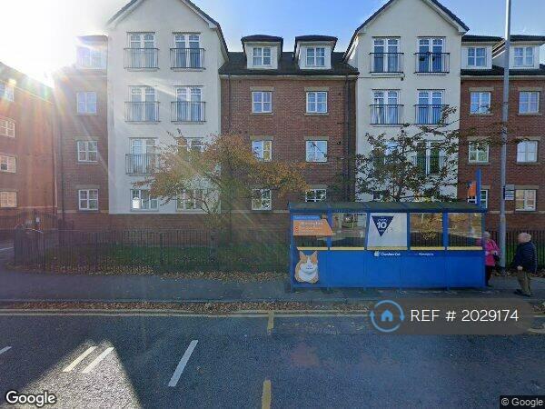 2 bedroom flat for rent in Egremont Court, Warrington, WA4