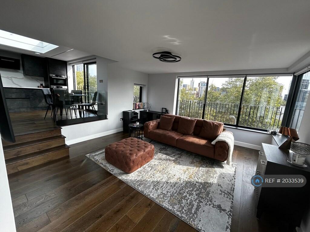 2 bedroom penthouse for rent in Grosvenor Lodge, London, SW1V