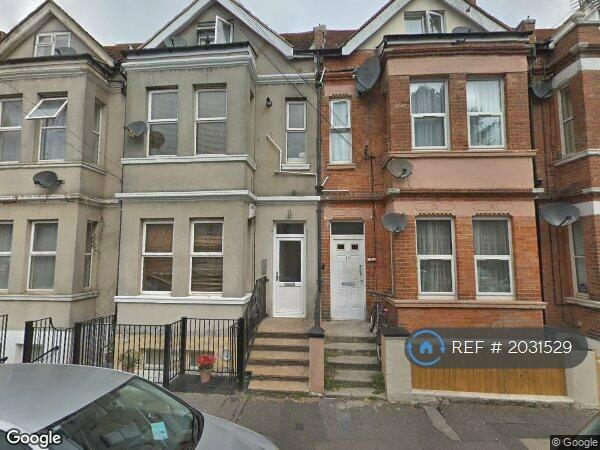 2 bedroom flat for rent in Windsor Road, Bournemouth, BH5