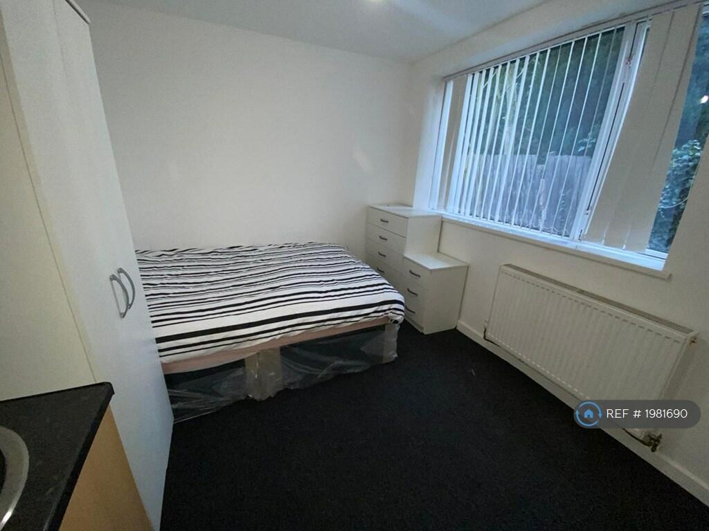 1 bedroom house share for rent in Hampton Road, Erdington, Birmingham, B23
