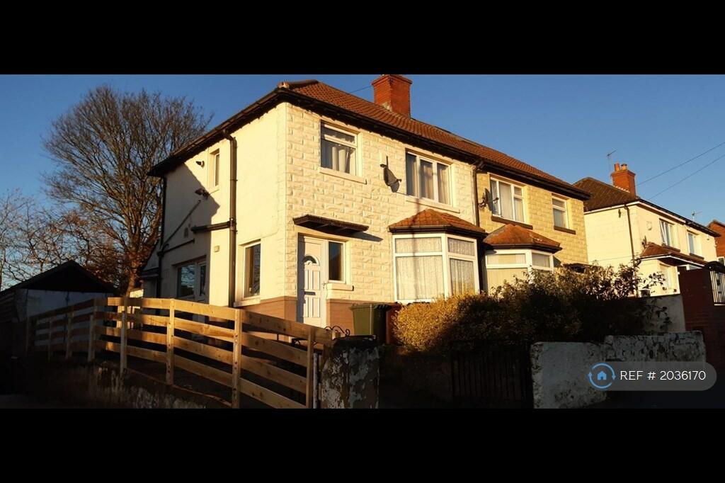 3 bedroom semi-detached house for rent in Easterly Avenue, Leeds, LS8