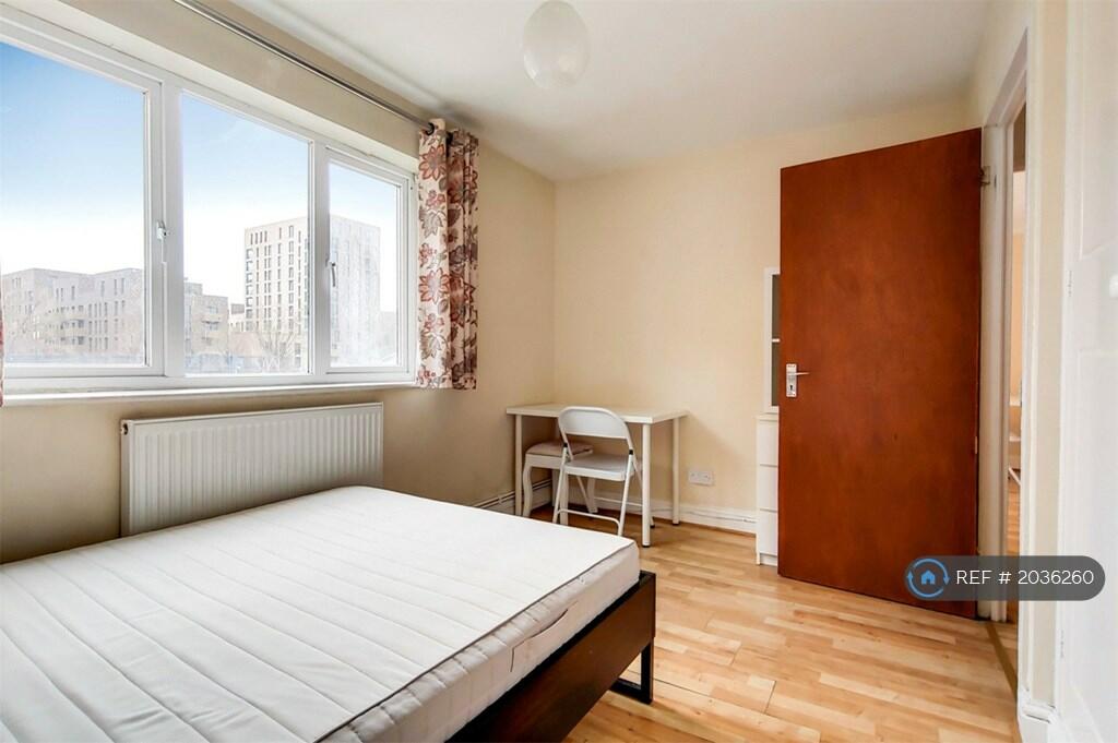 4 bedroom flat for rent in William Guy Gardens, London, E3
