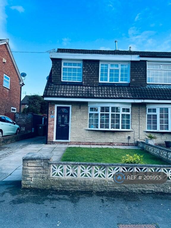 3 bedroom semi-detached house for rent in Mallory Ave, Liverpool, L31