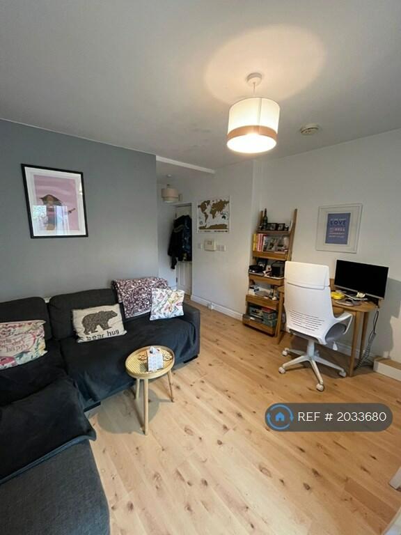 1 bedroom flat for rent in Ashton Gate Road, Bristol, BS3