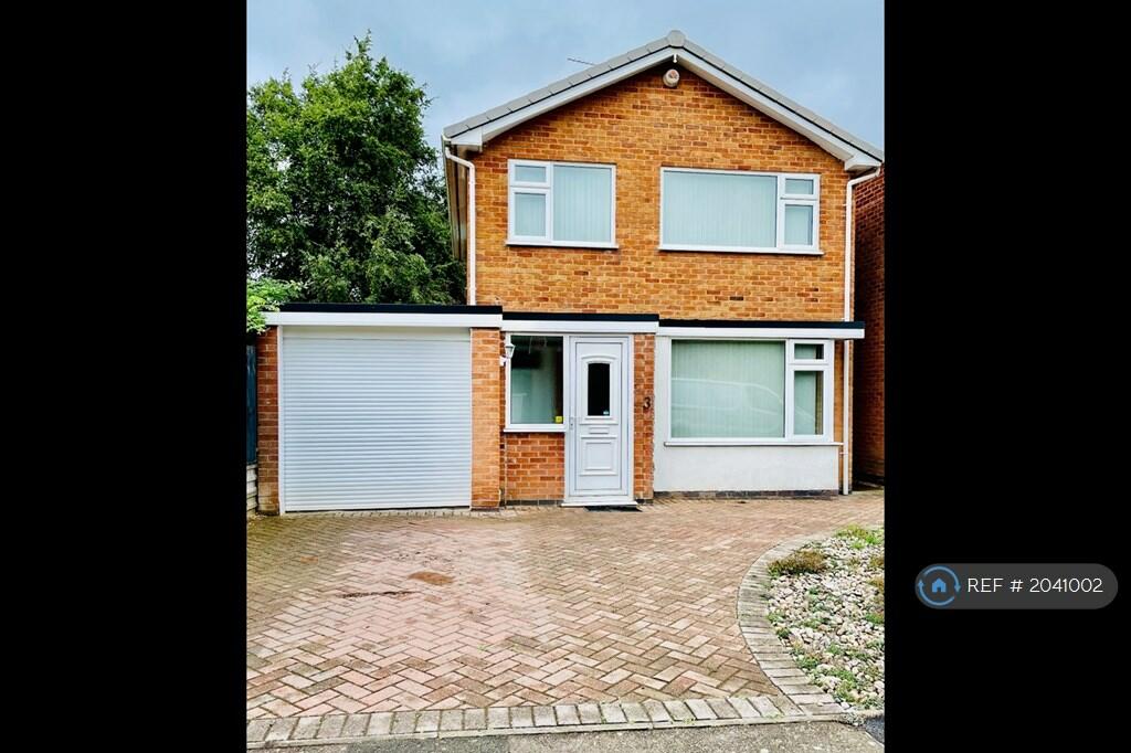 3 bedroom detached house for rent in Windrush Drive, Oadby, Leicester, LE2