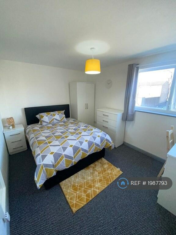 1 bedroom house share for rent in Sherborne Grove, Birmingham, B1