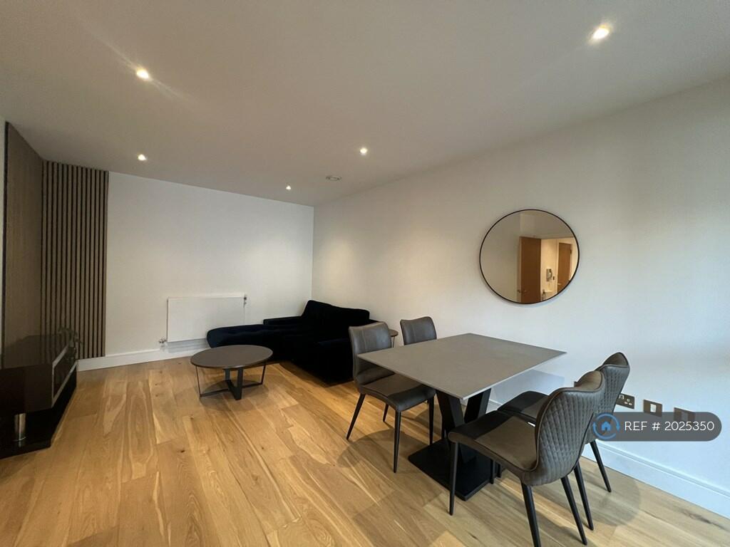 1 bedroom flat for rent in Aurora Point, London, SE8