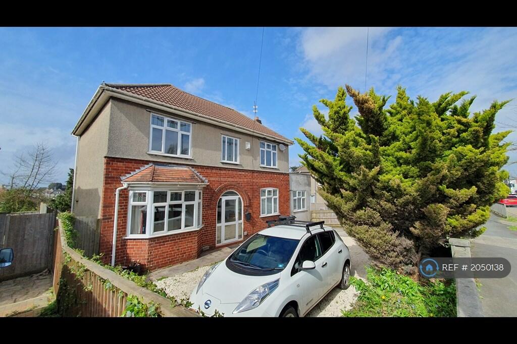 4 bedroom detached house for rent in West Town Lane, Bristol, BS4