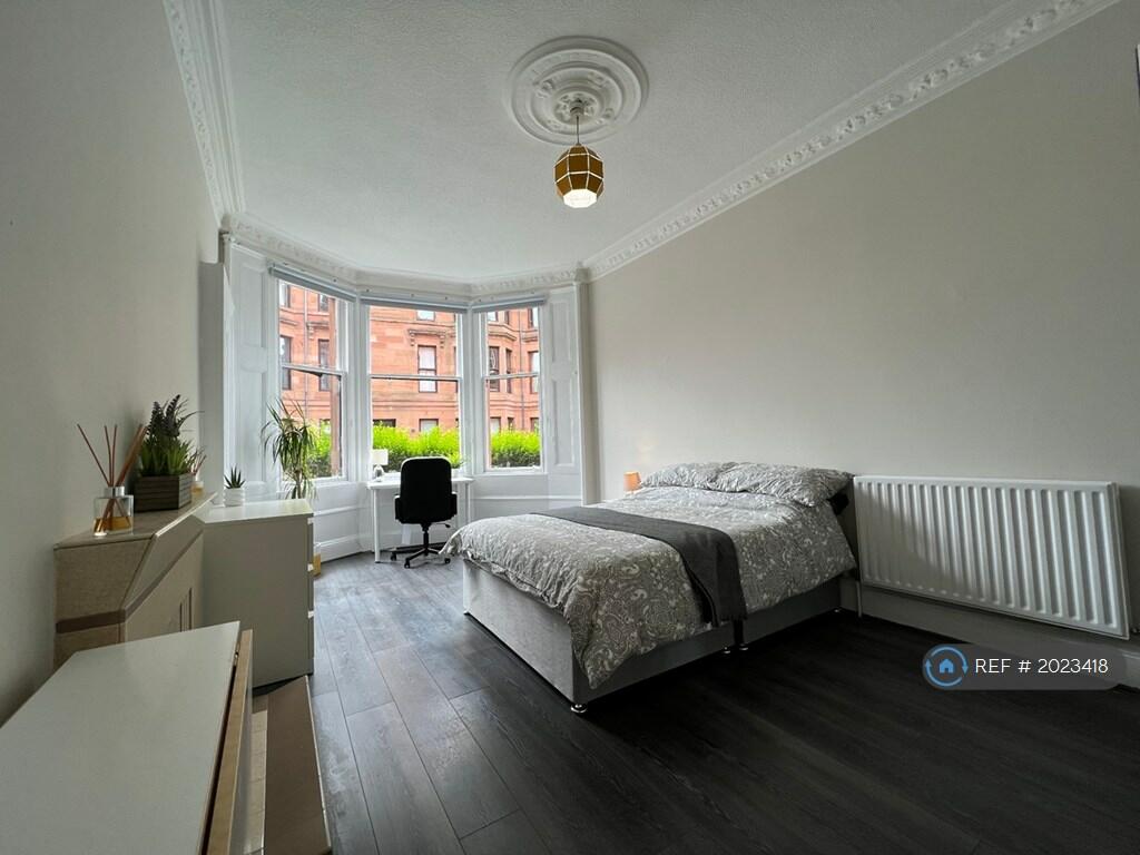 3 bedroom flat for rent in White Street, Glasgow, G11