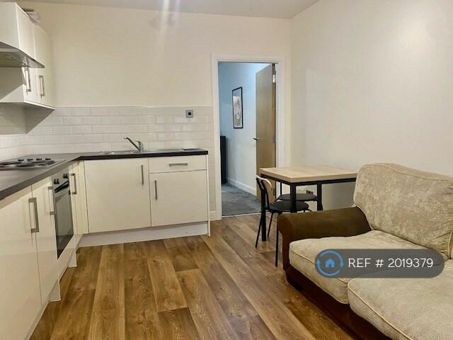 1 bedroom flat for rent in Huddersfield, West Yorkshire, HD1