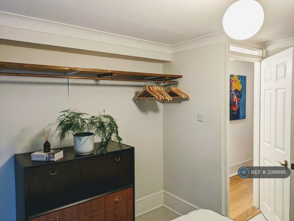 1 bedroom flat share for rent in New North Road, London, N1