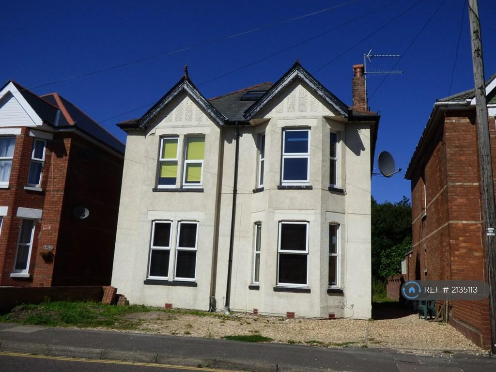 4 bedroom maisonette for rent in Alma Road, Bournemouth, BH9