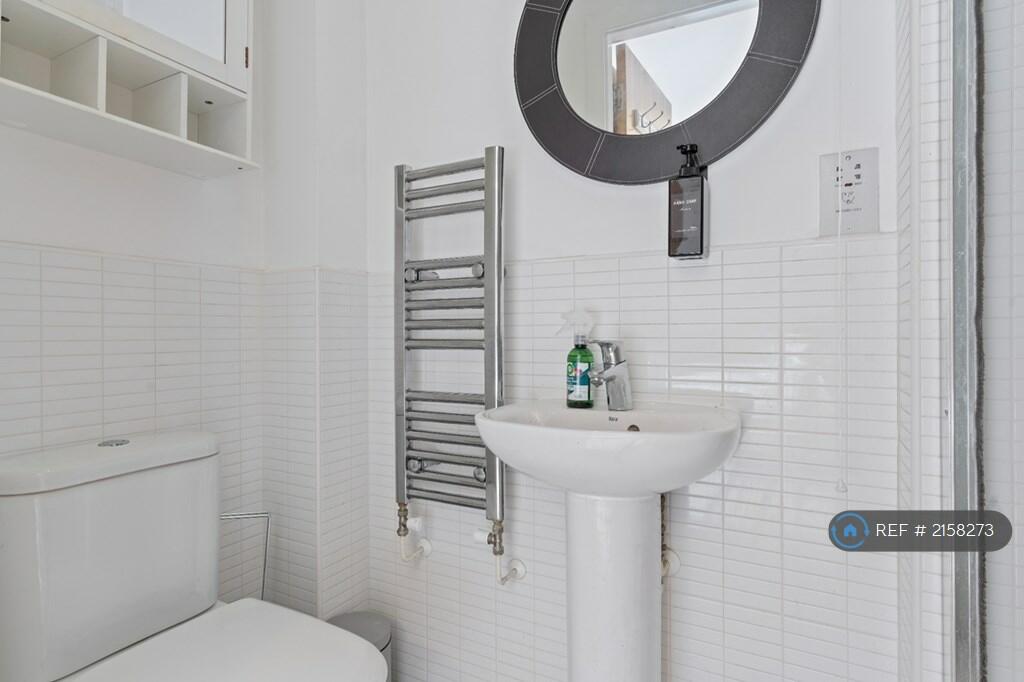 Additional property image - Windrush Grove, Edgbaston, Birmingham, B15