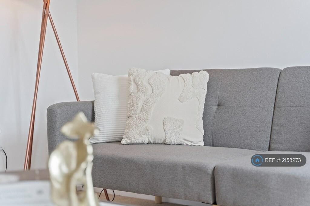 Additional property image - Windrush Grove, Edgbaston, Birmingham, B15