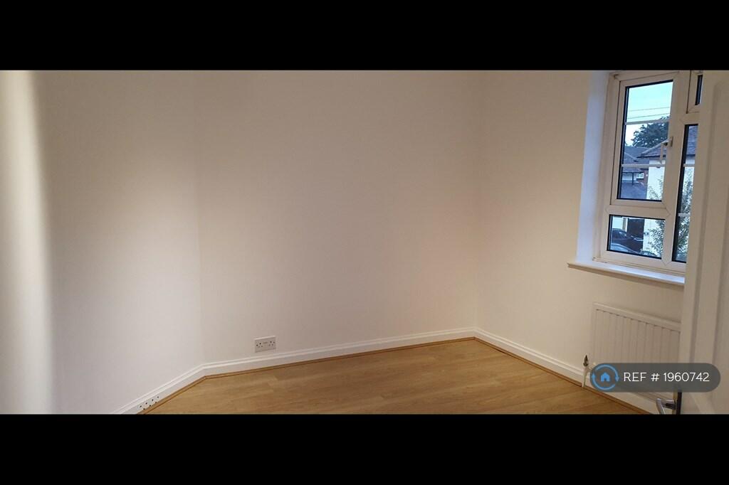 Additional property image - Stonecross Road, Hatfield, AL10