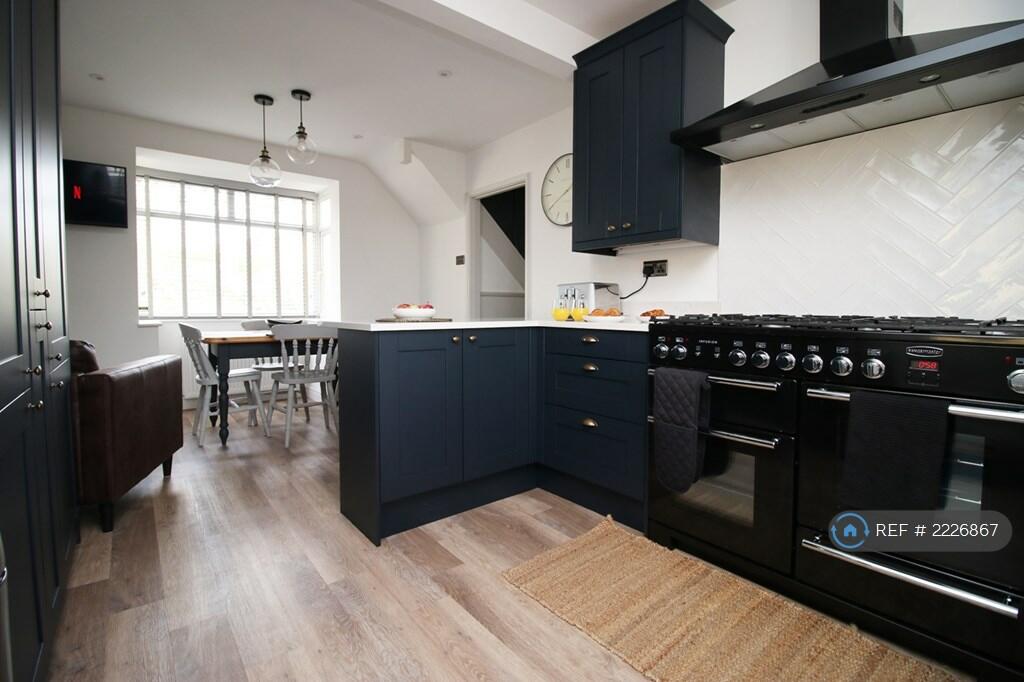 Additional property image - Bath, Bath, BA1