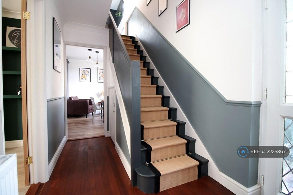 Additional property image - Bath, Bath, BA1