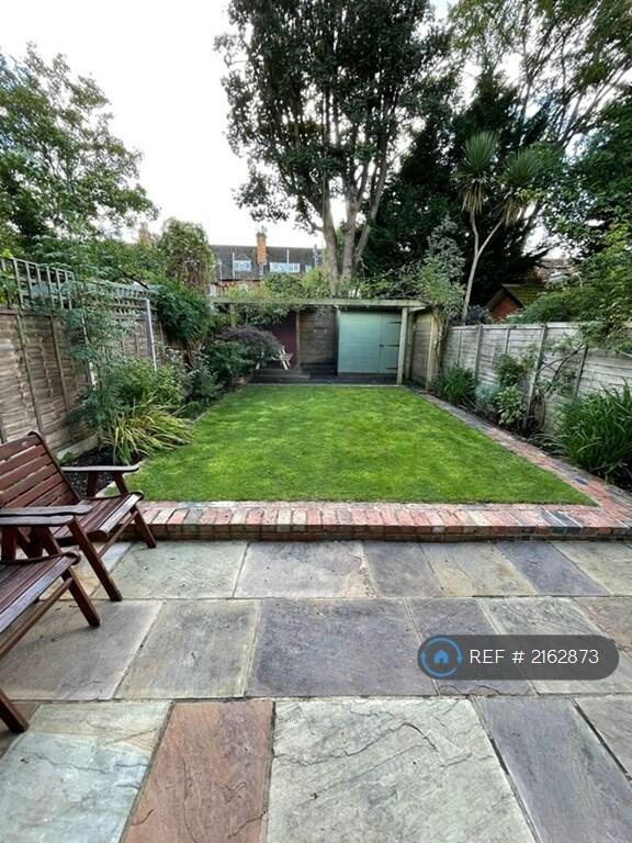 Main image of property: Cricklewood, London, NW2