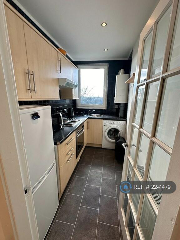 Additional property image - Esslemont Avenue, Aberdeen, AB25