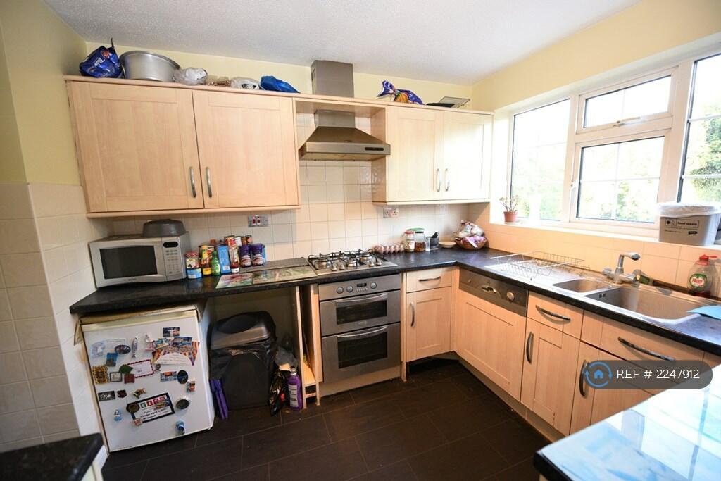 Additional property image - Knights Ridge, Orpington, BR6