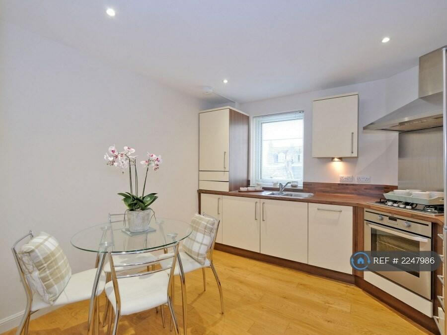Additional property image - Broomhill Road, Aberdeen, AB10