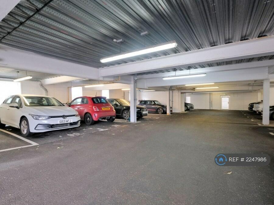 Additional property image - Broomhill Road, Aberdeen, AB10
