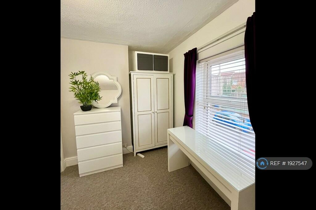 Additional property image - Beaconsfield Road, Poole, BH12