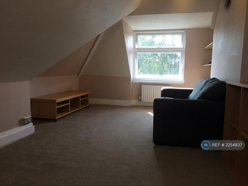 1 bedroom flat for rent in Portchester Road, Bournemouth, BH8