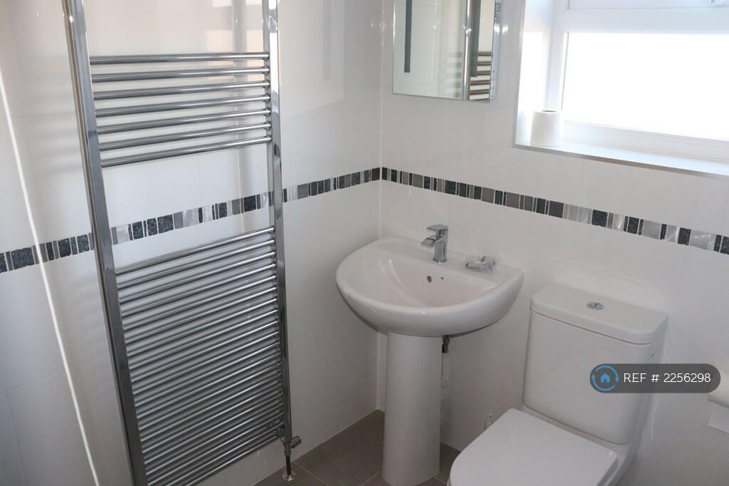 Additional property image - Gracemere Crescent, Birmingham, B28
