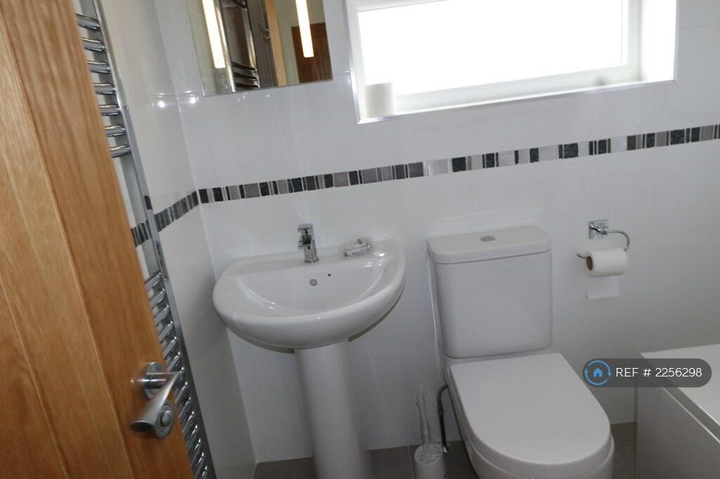 Additional property image - Gracemere Crescent, Birmingham, B28