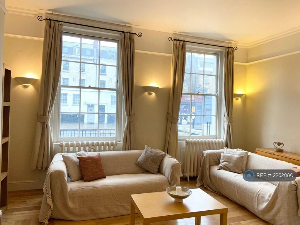 3 bedroom flat for rent in Clapham Road, London, SW9