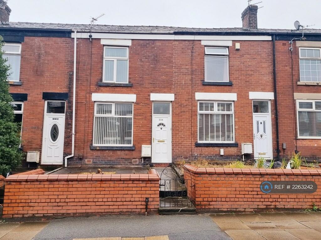2 bedroom terraced house for rent in Bury Road, Bolton, BL2