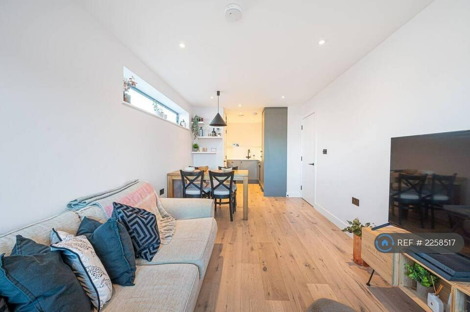 1 bedroom flat for rent in London, London, N20