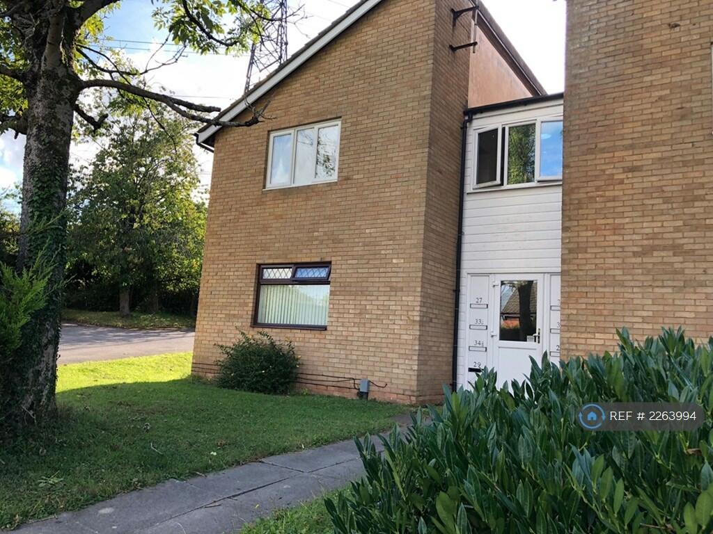 Studio flat for rent in Pentre Close, Coed Eva, Cwmbran, NP44