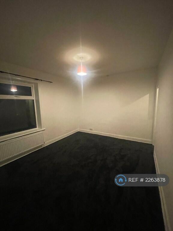 Additional property image - Cleckheaton Road, Bradford, BD6