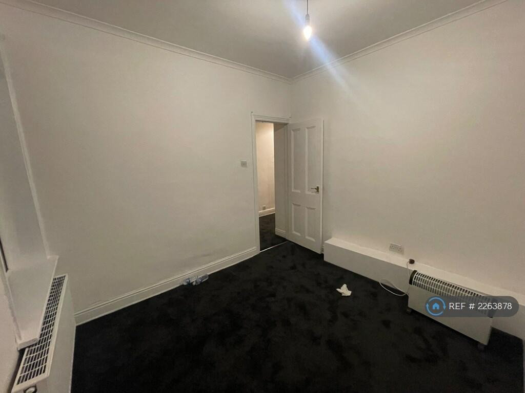 Additional property image - Cleckheaton Road, Bradford, BD6