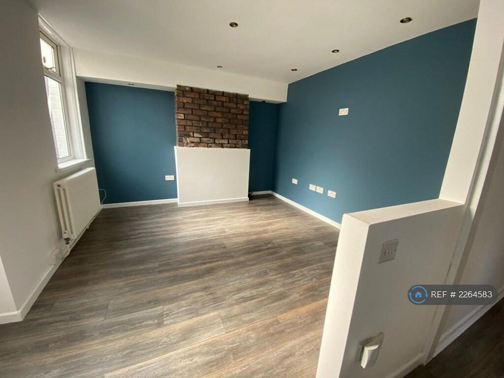 1 bedroom flat for rent in Daventry Road, Bristol, BS4