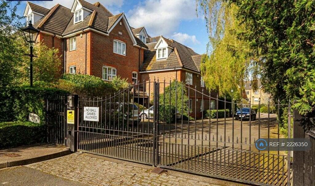 2 bedroom flat for rent in Arless House, Harrow, HA1
