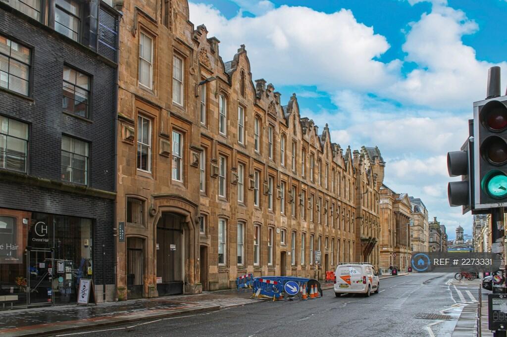 3 bedroom flat for rent in Ingram Street, Glasgow, G1