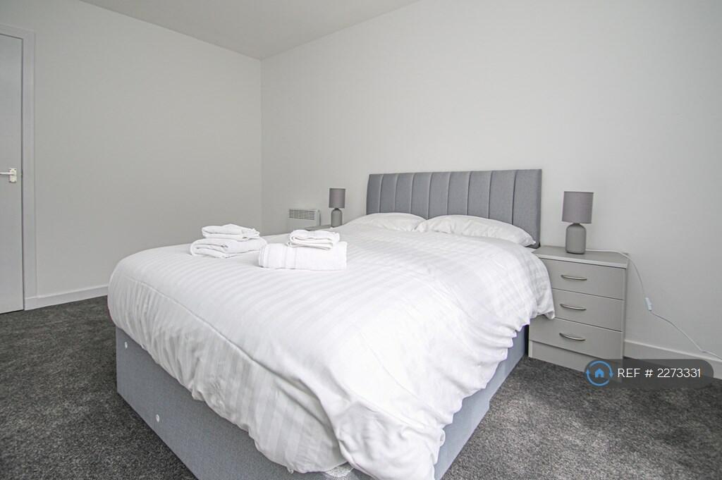 3 bedroom flat for rent in Ingram Street, Glasgow, G1