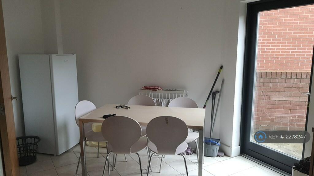 Additional property image - Midford Grove, Birmingham, B15