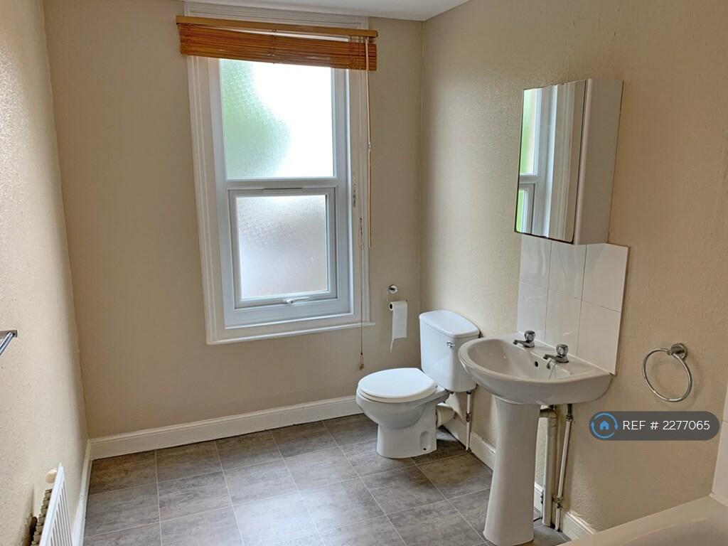 Additional property image - Gloucester Road, Bristol, BS7