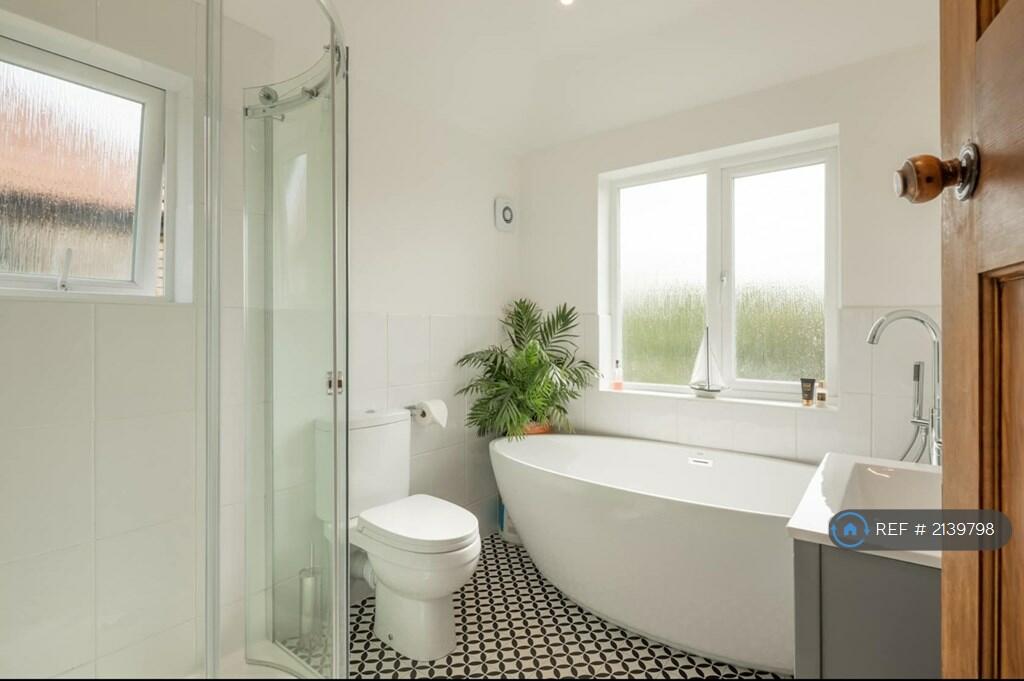 Additional property image - Chesterfield Road, Cambridge, CB4