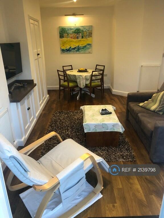Additional property image - Chesterfield Road, Cambridge, CB4