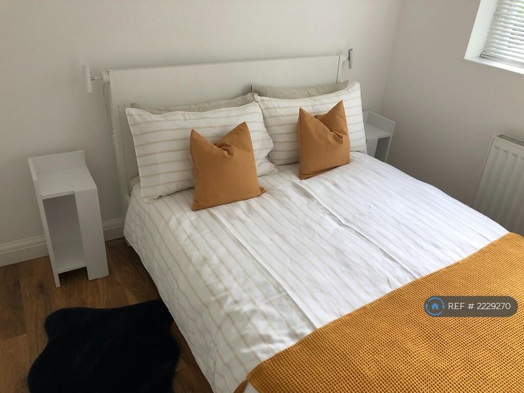 Additional property image - Readings Court, Moseley, Birmingham, B13