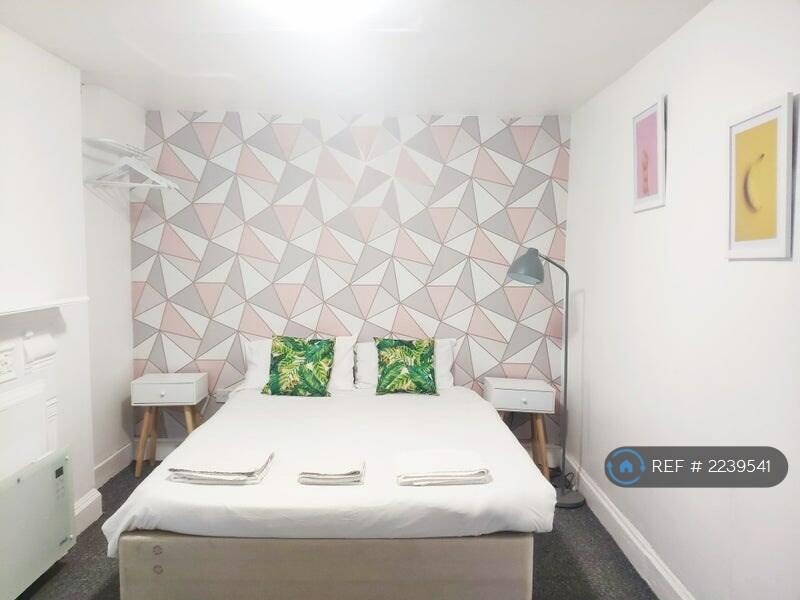 Additional property image - Middle Street, Brighton, BN1