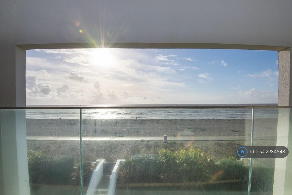 Additional property image - Aurora, Goring-By-Sea, Worthing, BN12