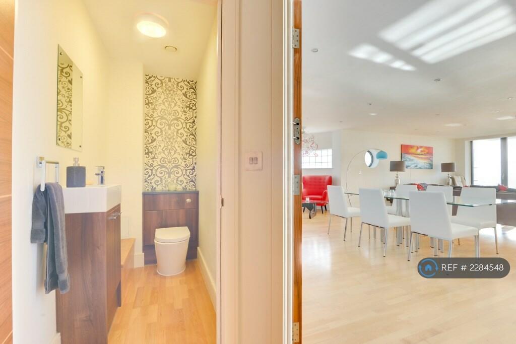 Additional property image - Aurora, Goring-By-Sea, Worthing, BN12