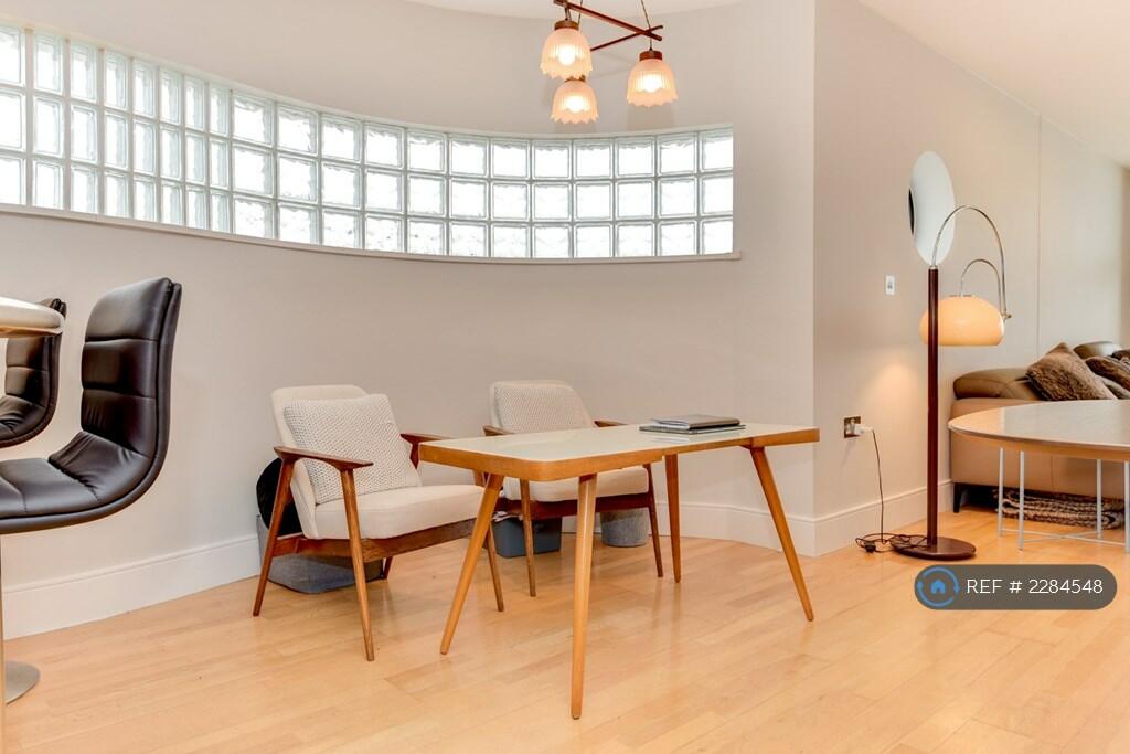 Additional property image - Aurora, Goring-By-Sea, Worthing, BN12